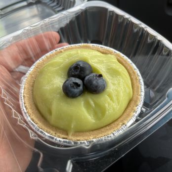 Smoky Mountain Bakers - Key lime tart - Pizza Near Me - Roan Mountain, Tennessee Smoky Mountain Bakers - Key lime tart - Pizza Near Me - Roan Mountain, Tennessee