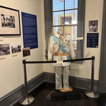 Iolani Palace - Uniform - Museums Near Me - Honolulu, Hawaii