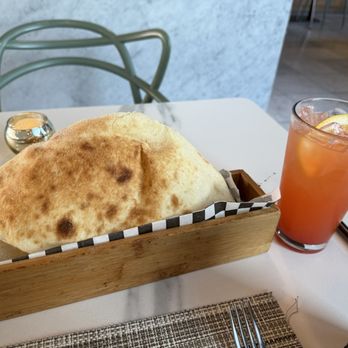 Il Fiora - Bread & Strawberry Lemonade - Italian Near Me - Buena Park, California