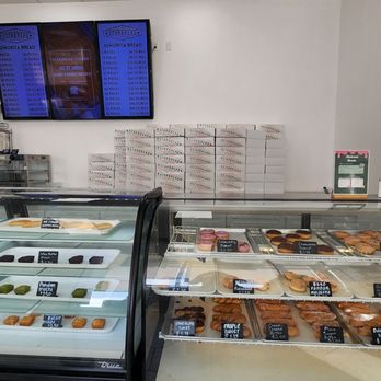 Starbread Bakery - Bakeries Near Me - Carson, California