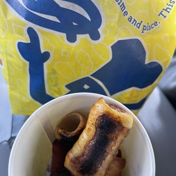 Wetzel Pretzel - Burnt food - Pretzels Near Me - Whittier, California