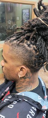 New Looks Barber Shop