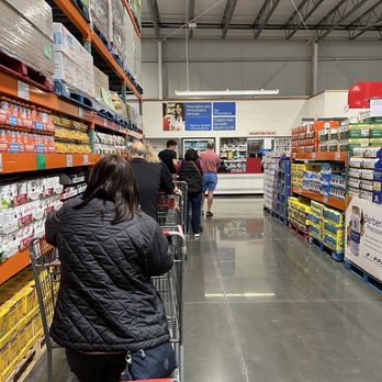 Costco Wholesale - 7 in front of me at pharmacy pick. It took 40 minutes. Oh boy. - Wholesale Stores Near Me - Torrance, California Costco Wholesale - 7 in front of me at pharmacy pick. It took 40 minutes. Oh boy. - Wholesale Stores Near Me - Torrance, California