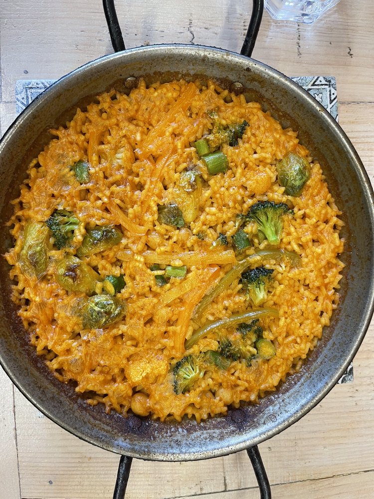 MONTRÉAL PAELLA Updated June 2024 22 Photos & 18 Reviews 3686B