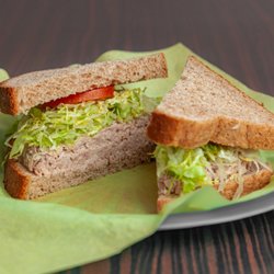 P.J.'s Deli - Tuna on wheat bread