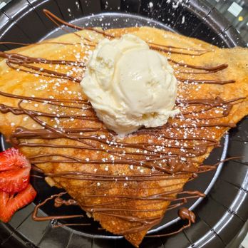 Crepe Loft - Strawberry & Nutella Crepe with Vanilla Ice Cream - Desserts Near Me - Burbank, California Crepe Loft - Strawberry & Nutella Crepe with Vanilla Ice Cream - Desserts Near Me - Burbank, California
