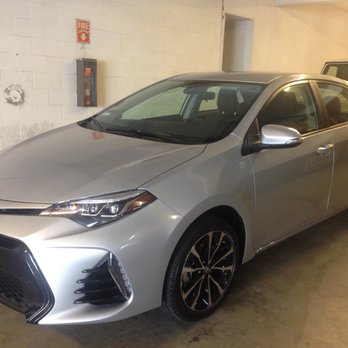 Xclusive Auto Group Sales & Leasing - Car Dealers Near Me - Burbank, California Xclusive Auto Group Sales & Leasing - Car Dealers Near Me - Burbank, California