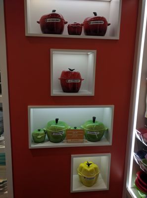Le Creuset Outlet Store by null