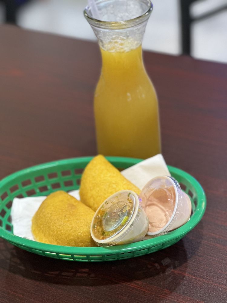 Quiubo Parce Colombian Resturant & Bakery