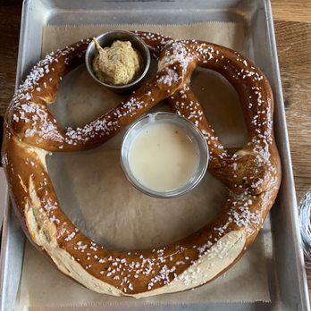 Apponaug Brewing Company - Pretzel Appetizer - Brewpubs Near Me - Warwick, Rhode Island