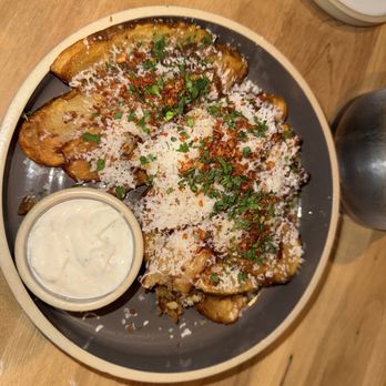 Roger Bar & Restaurant - Garlic Fries (Winter 2024 - Lunch/Dinner) - New American Near Me - Mountain View, California