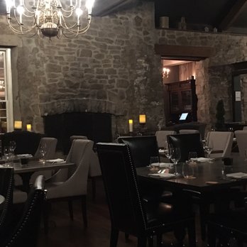 Flour Mill Scratch Kitchen Restaurant - Perfect ambiance and decor. Rustic, yet classic. - Canadian (New) Near Me - Niagara Falls, Ontario