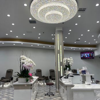 Topline Nails & Lashes Microblading - Nail Salons Near Me - Long Beach, California