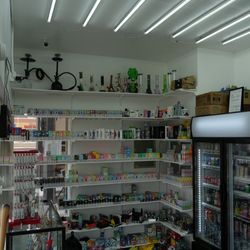 A & A Smoke Shop