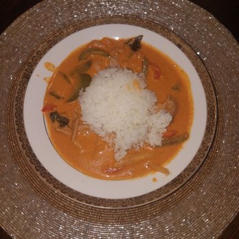 Basil & Co - Take out red curry chicken with rice - Thai Near Me - Diamond Bar, California Basil & Co - Take out red curry chicken with rice - Thai Near Me - Diamond Bar, California