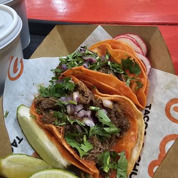 Papi Tacos & Churros - Tacos with consome - Tacos Near Me - Norwalk, California Papi Tacos & Churros - Tacos with consome - Tacos Near Me - Norwalk, California
