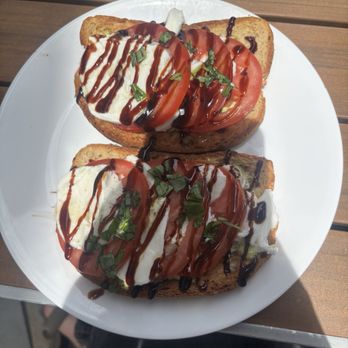 Barefoot Coffee Roasters - Coffee & Tea Near Me - Solana Beach, California Barefoot Coffee Roasters - Coffee & Tea Near Me - Solana Beach, California
