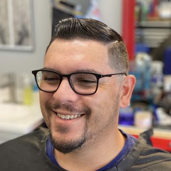 Holiday Barber Shop - Men's Hair Salons Near Me - Davenport, Florida Holiday Barber Shop - Men's Hair Salons Near Me - Davenport, Florida