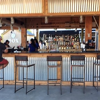 Dox - Friendly bar staff - New American Near Me - Island Park, New York