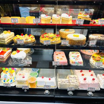 Las Montañas Supermarket - Cake Selection - Grocery Near Me - Concord, California Las Montañas Supermarket - Cake Selection - Grocery Near Me - Concord, California