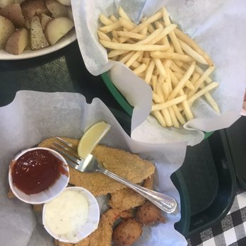 Flying Fish - 4 Shrimp / 1 Catfish Fillet - Cajun/Creole Near Me - Fort Worth, Texas Flying Fish - 4 Shrimp / 1 Catfish Fillet - Cajun/Creole Near Me - Fort Worth, Texas