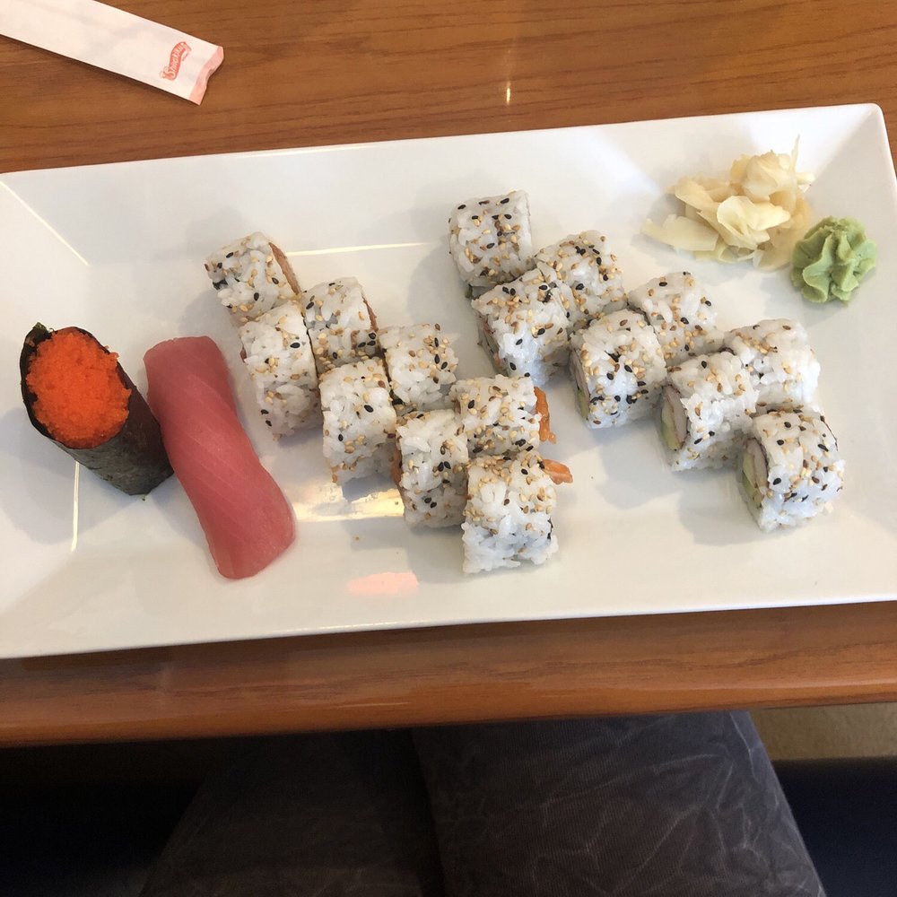 Sabai - Spicy salmon roll & California roll - Thai Near Me - Boynton Beach, Florida Sabai - Spicy salmon roll & California roll - Thai Near Me - Boynton Beach, Florida