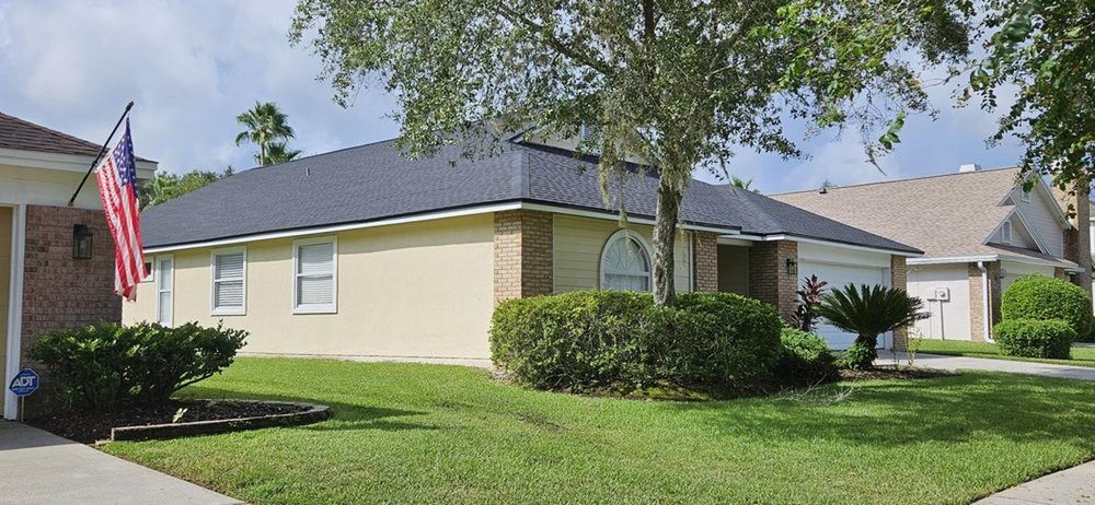 Slide of Gold Seal Roofing