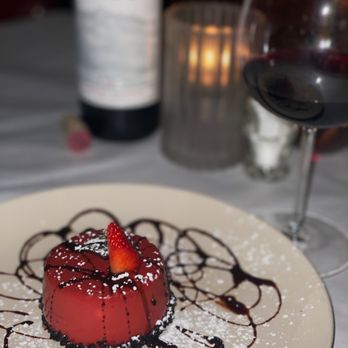 Eddie's Napolis Frisco - Red velvet cheesecake - Pizza Near Me - Frisco, Texas