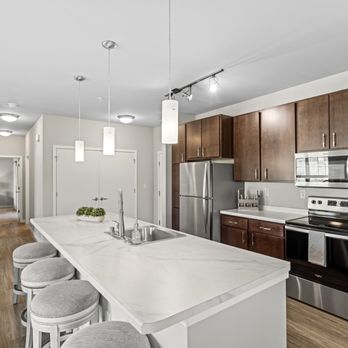 High Bluff Townhomes - Apartments Near Me - Grafton, Wisconsin High Bluff Townhomes - Apartments Near Me - Grafton, Wisconsin