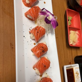 Sushi Goken - Salmon - Japanese Near Me - Van Nuys, California