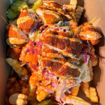 R Spot Kitchen - Nashville loaded fries - Food Trucks Near Me - Hesperia, California R Spot Kitchen - Nashville loaded fries - Food Trucks Near Me - Hesperia, California