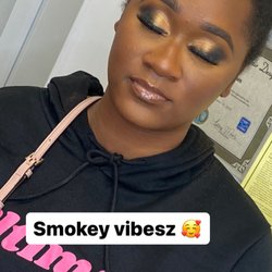 Fountain Of Beauty - Smokey with a pop of gold