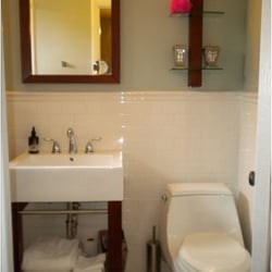 Casa Lodging Vacation Rentals - Bathroom 1 Rental Lodging Casa Lodging Cody Wyoming Cottage Vacation Rentals - Hotel Motel alternative www.casalodging.com
