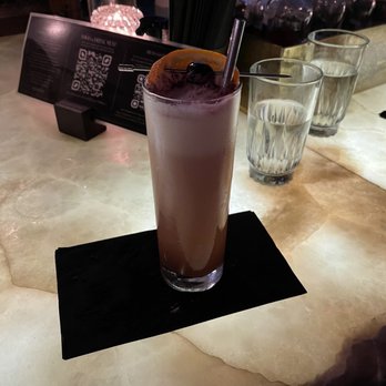 The Roosevelt Room - Slow gin fizz - Cocktail Bars Near Me - Austin, Texas The Roosevelt Room - Slow gin fizz - Cocktail Bars Near Me - Austin, Texas