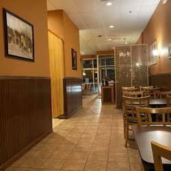 Pho Nam Noodle House - Entry Room