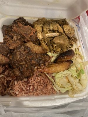 D' Caribbean Curry Spot Cuisine by null