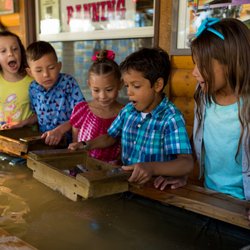 Gold Rush Mining Adventures - Mining Gemstones