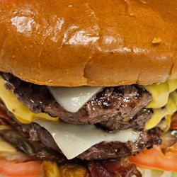 Friendly Food Store - Double bacon cheeseburger