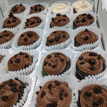 Divinity Sweet Shop - Cupcakes Near Me