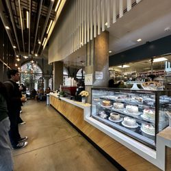 Cafe Dulce - Service counter