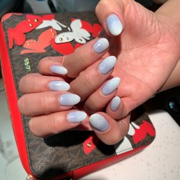 Love this ombré color.
