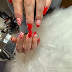 Naveana Nail Salon