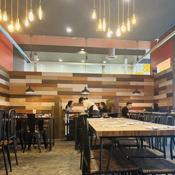 K-Street - ample dinning, great for large groups. - Korean Near Me - Glendale, California K-Street - ample dinning, great for large groups. - Korean Near Me - Glendale, California