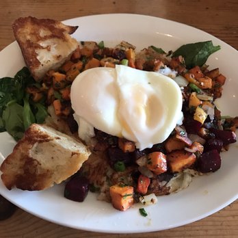 Tune-Up Cafe - Veggie breakfast hash. Wayyyy good!!!! I loved the beets - New Mexican Cuisine Near Me - Santa Fe, New Mexico Tune-Up Cafe - Veggie breakfast hash. Wayyyy good!!!! I loved the beets - New Mexican Cuisine Near Me - Santa Fe, New Mexico