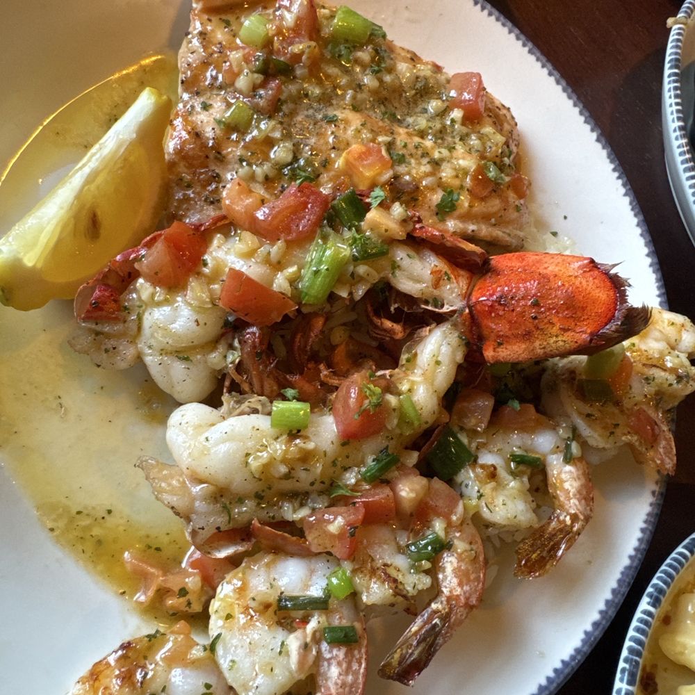 Red Lobster - Seafood Near Me - Miami, Florida Red Lobster - Seafood Near Me - Miami, Florida