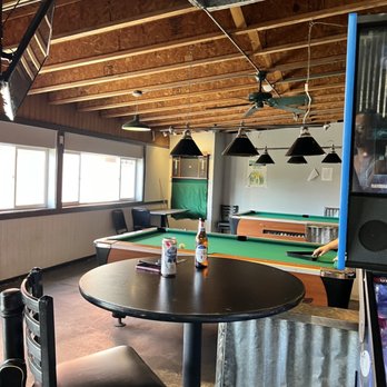 Hideaway Bar & Grill - Pool tables - Bars Near Me - Castle Rock, Colorado