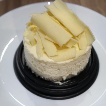 Cheese Garden - Mini Shiroi Valentine Soufflé Cheesecake - Custom Cakes Near Me - Toronto, Ontario