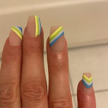 NT Nails - Right hand - Nail Salons Near Me - Emeryville, California NT Nails - Right hand - Nail Salons Near Me - Emeryville, California
