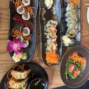 Kizami Sushi - Sushi Bars Near Me - Chicago, Illinois