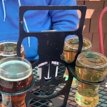 Lariat Lodge Brewing Company - Brewpubs Near Me - Evergreen, Colorado Lariat Lodge Brewing Company - Brewpubs Near Me - Evergreen, Colorado